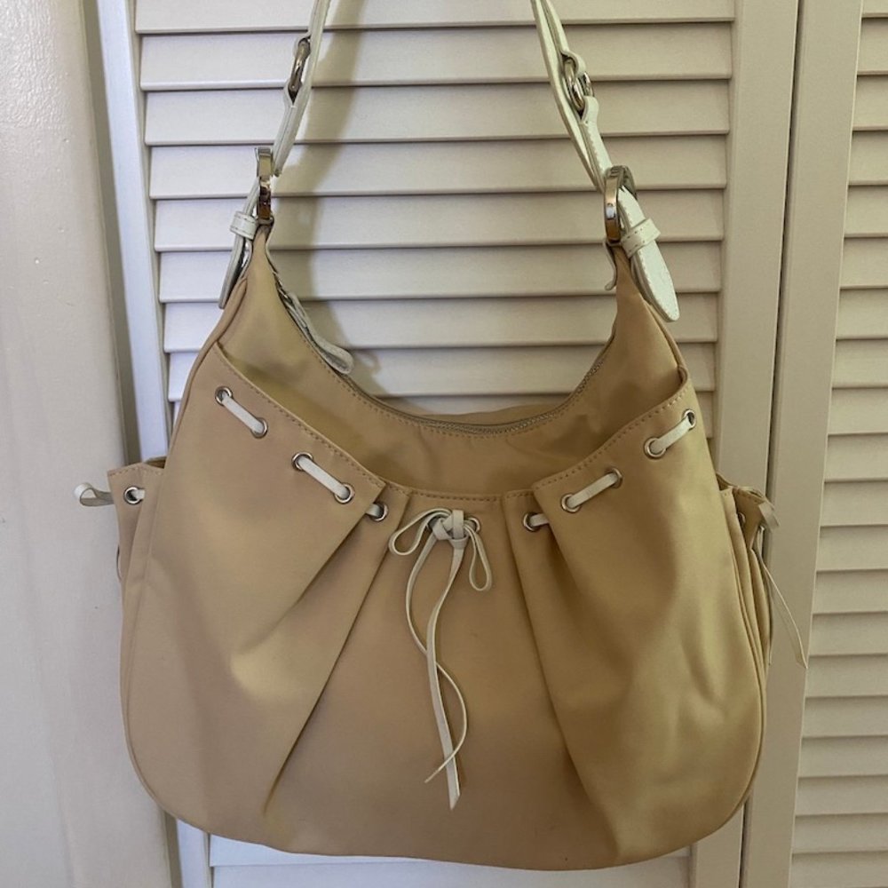 Gianni Bini Shoulder Bag